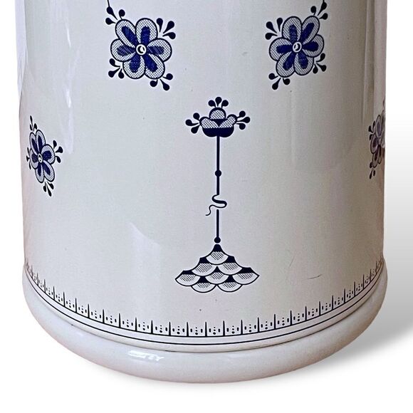 Vintage AK Das Finlandia Blue White Floral Pattern Thermal Vacuum Carafe 1.0L - Picture 10 of 16